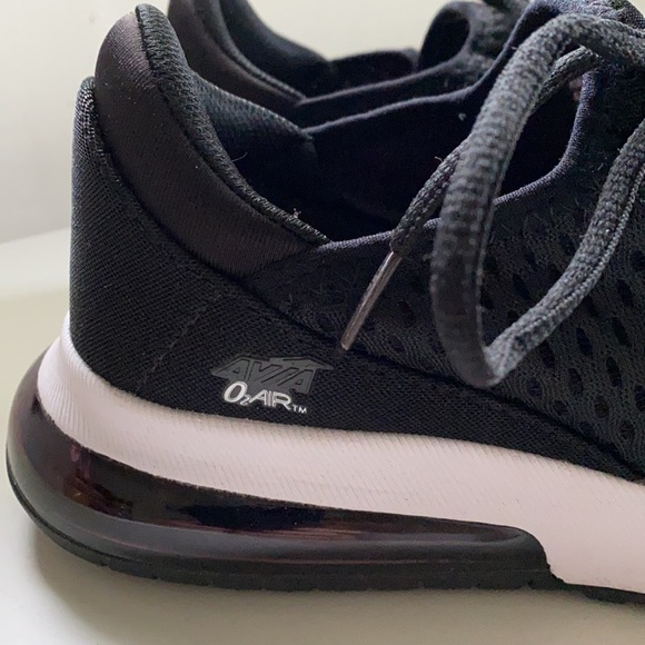 Avia O2 memory foam sneakers. - Picture 2 of 4